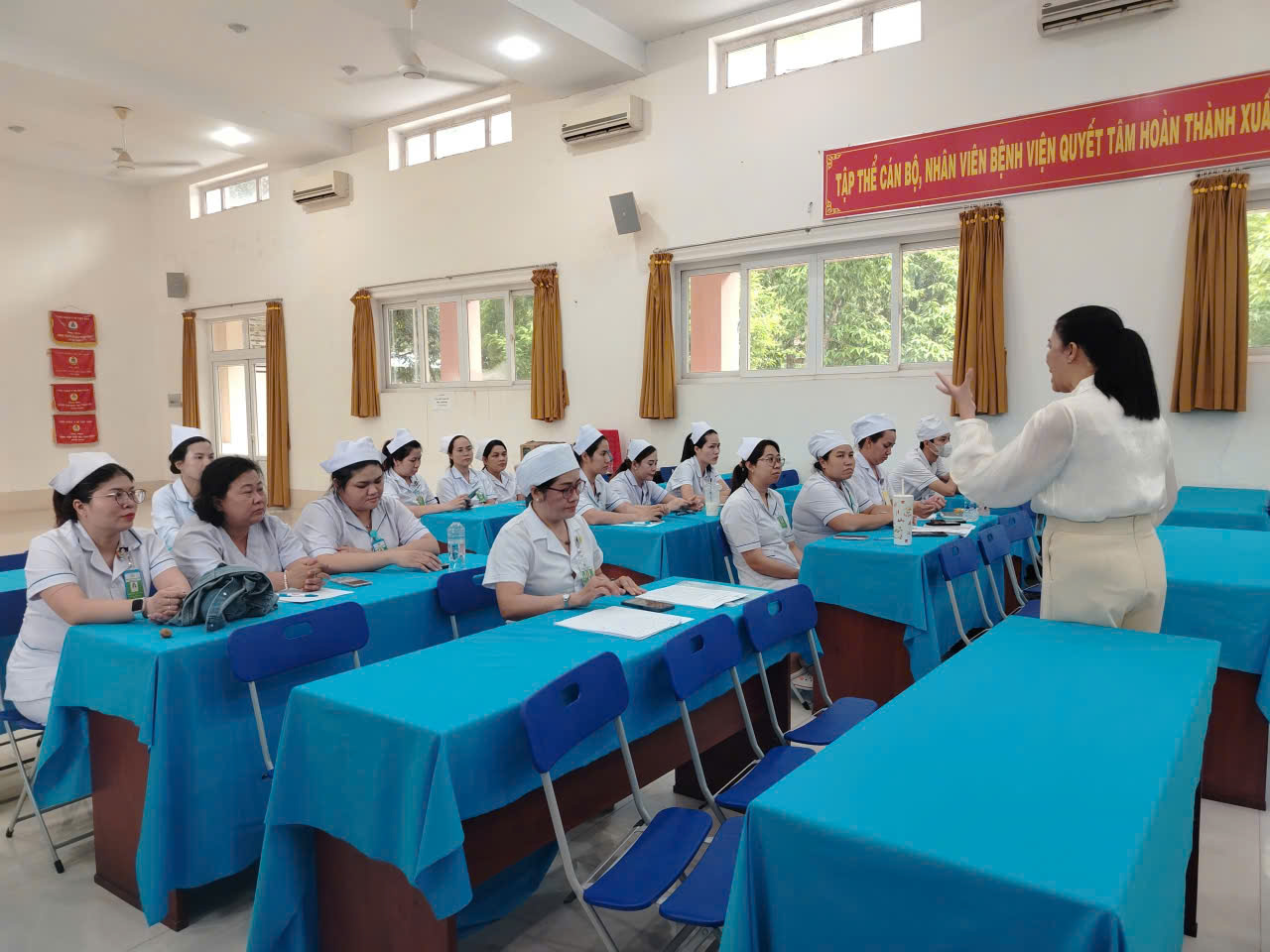 TỔ CHỨC TẬP HUẤN ĐIỀU DƯỠNG, NỮ HỘ SINH NĂM 2026